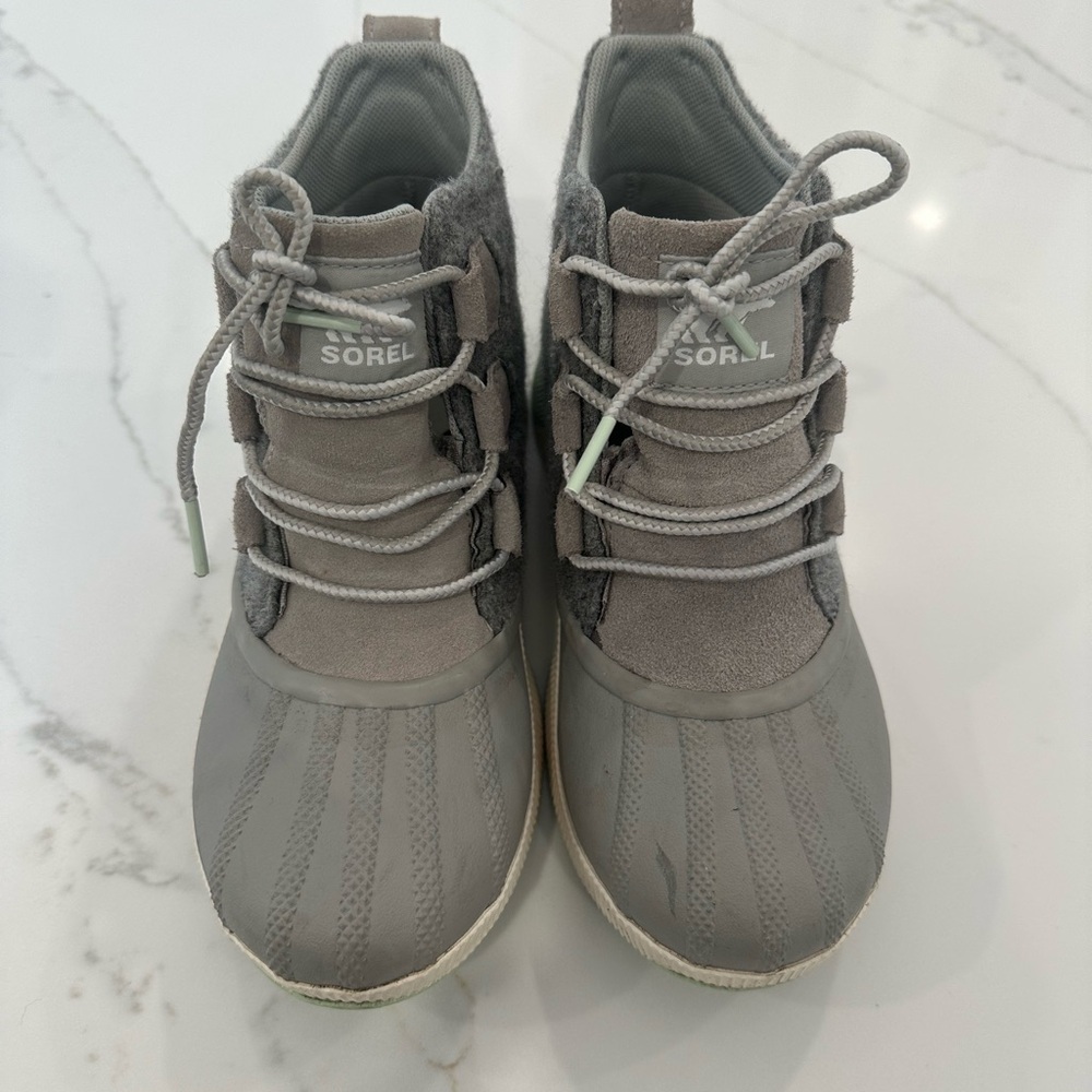 Sorel Woman Gray Boots